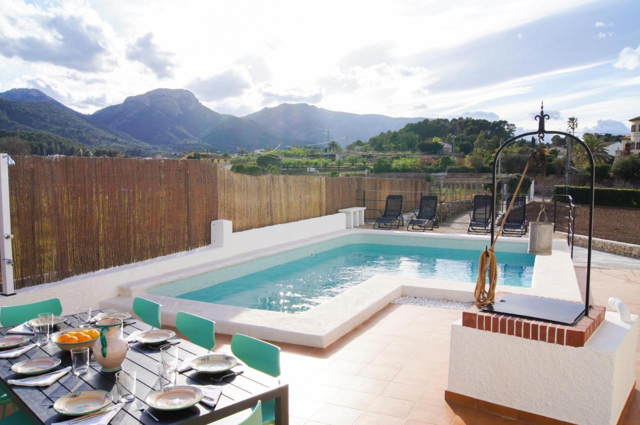 La Senia Villa Jalon Bagian luar foto