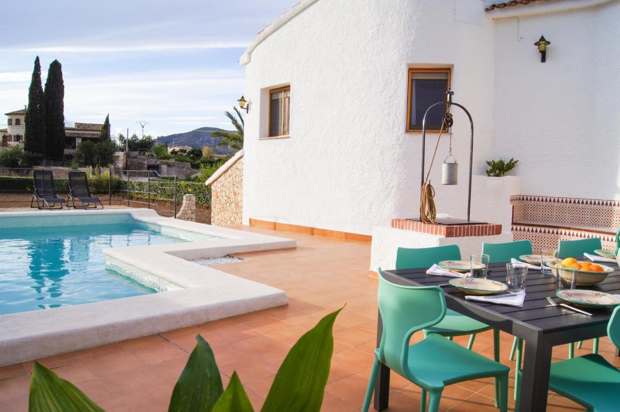 La Senia Villa Jalon Bagian luar foto