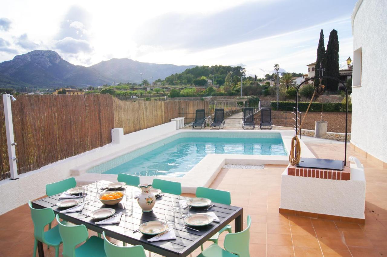 La Senia Villa Jalon Bagian luar foto